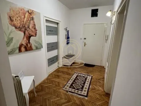 Rent, two bedroom apartment, 69m², Vračar Sve Podlokacije, Beograd - image 4