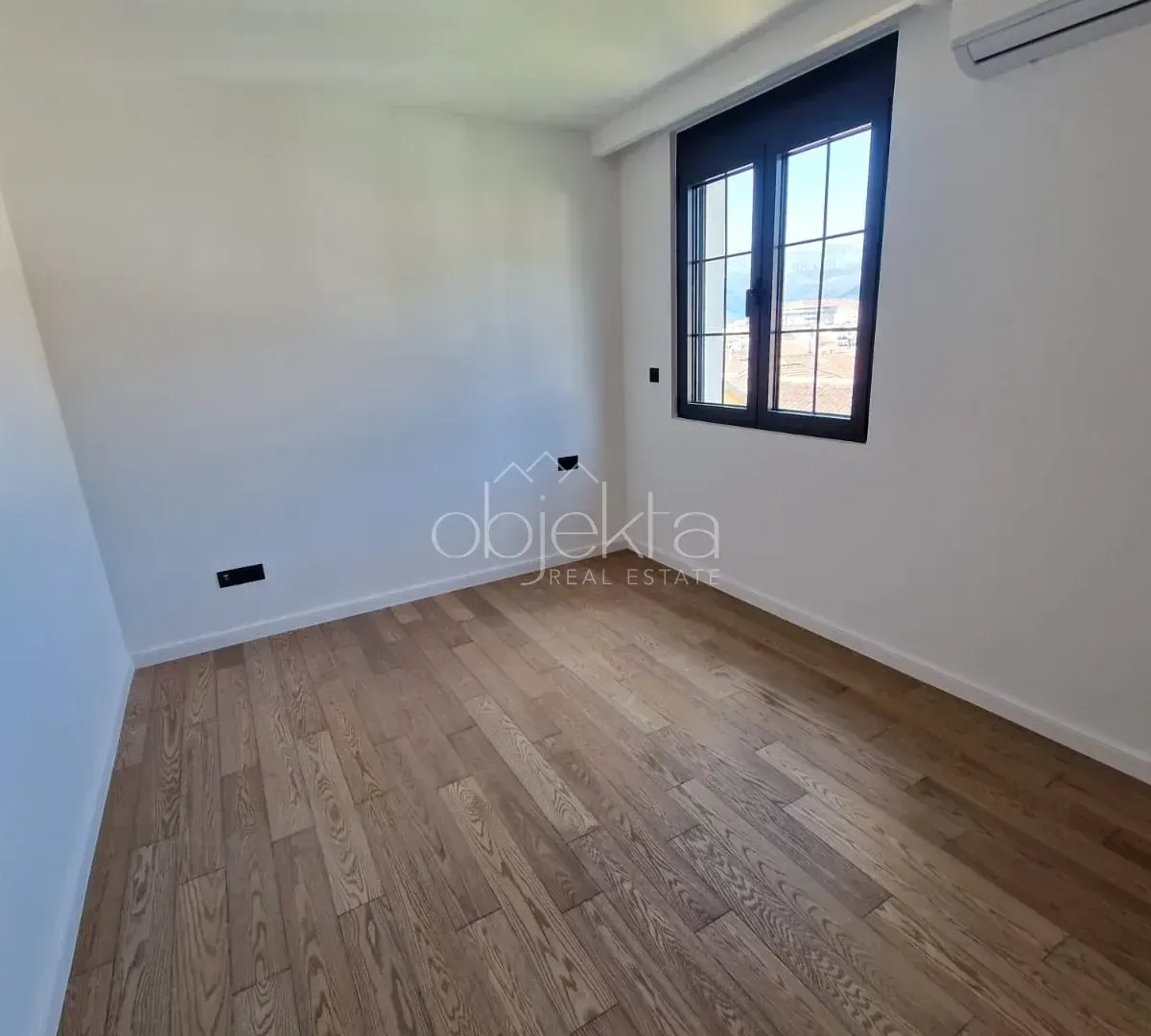 Sale, apartment, 102m², Tivat, Crna Gora