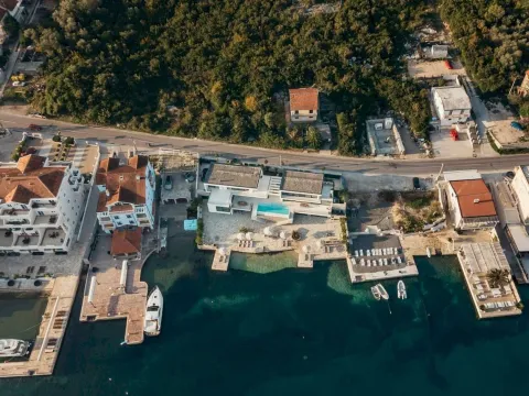 Rent, house, 676m², Đuraševići, Tivat - image 23