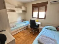 Izdavanje, dvosoban stan, 76m², Stari Aerodrom, Podgorica - image 5