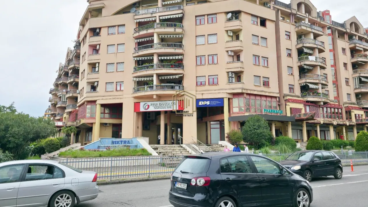 Prodaja, stan, 355m², Preko Morače, Podgorica