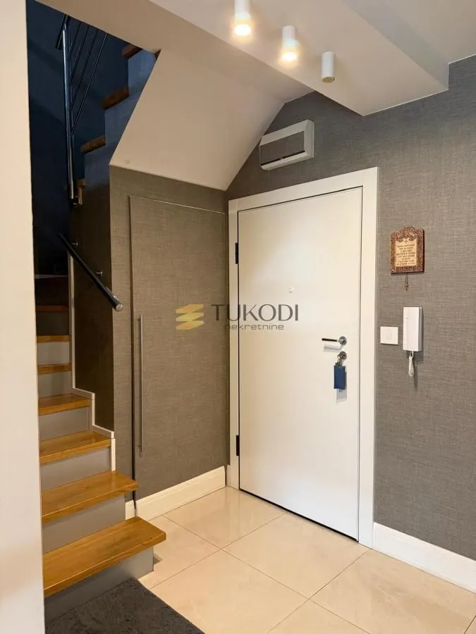 Prodaja, stan, 146m², Rotkvarija, Novi Sad Sve Podlokacije