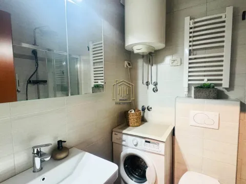 Izdavanje, jednosoban stan, 52m², City Kvart, Podgorica - image 11