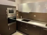 Izdavanje, jednosoban stan, 56m², City Kvart, Podgorica - image 2