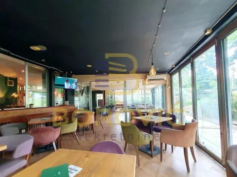 Sale, office space, 287m², Banovo Brdo, Beograd