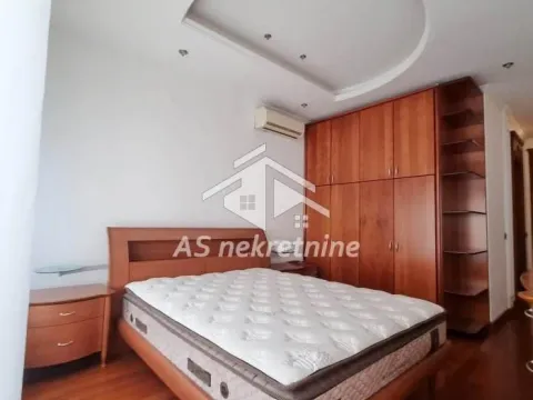 Rent, three bedroom apartment, 120m², Stari Grad, Beograd - image 14