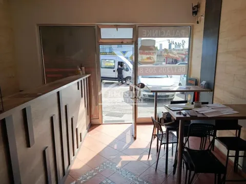 Izdavanje, poslovni prostor, 26m², Borča 1, Borča Sve Podlokacije - image 12
