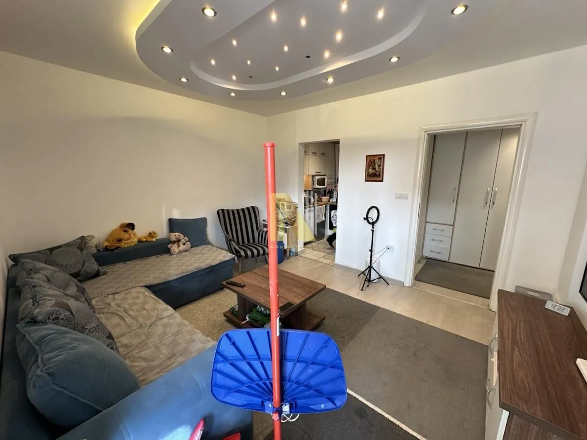 Prodaja, dvosoban stan, 40m², Nova Detelinara, Novi Sad Sve Podlokacije