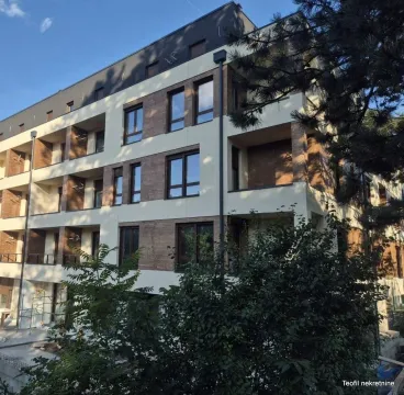 Prodaja, trosoban stan, 66m², Banja Vrdnik, Irig - image 3