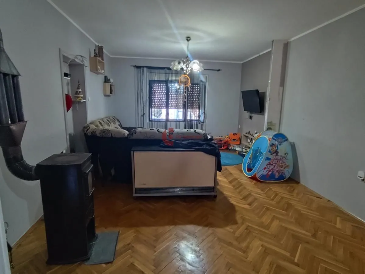 Prodaja, kuća, 110m², Novo Selo, Subotica