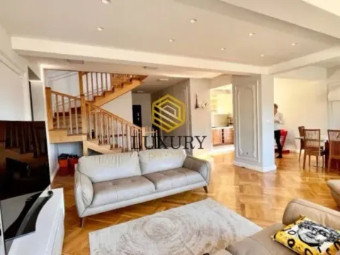 Sale, four bedroom apartment, 209m², Centar, Podgorica - image 4