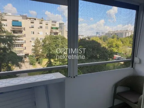 Izdavanje, dvosoban stan, 56m², Novi Beograd Blok 28, Novi Beograd Sve Podlokacije - image 13