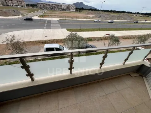 Prodaja, jednosoban stan, 41m², Stari Aerodrom, Podgorica - image 8