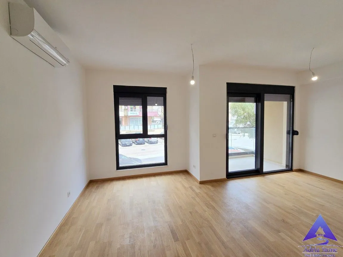 Prodaja, dvosoban stan, 66m², Rozino, Budva