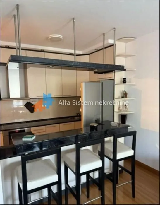 Rent, two bedroom apartment, 70m², Savski Venac, Beograd
