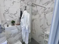 Izdavanje, garsonjera, 20m², Bečići, Budva - image 5