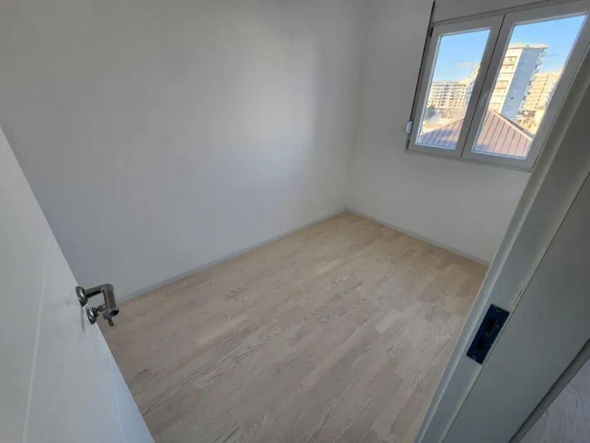Prodaja, dvosoban stan, 45m², 1 maj, Podgorica