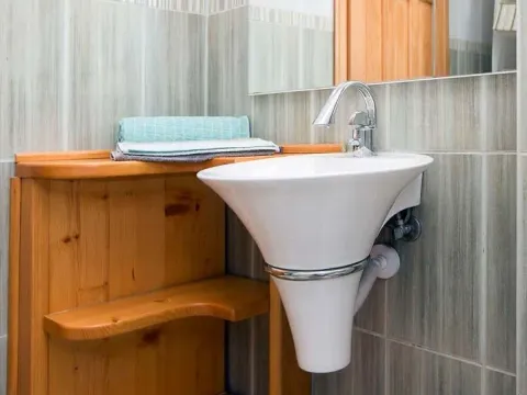 Izdavanje, dvosoban stan, 65m², Centar, Podgorica - image 2