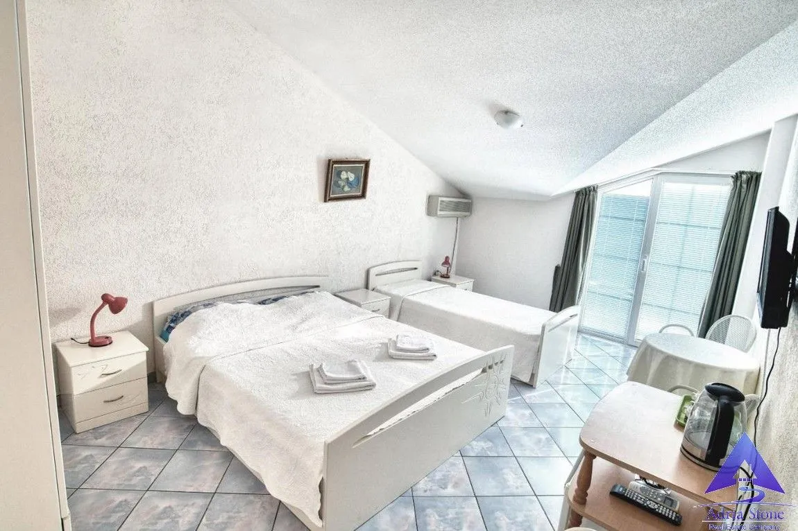 Prodaja, ugostiteljski objekat, 487m², Velji Vinogradi, Budva