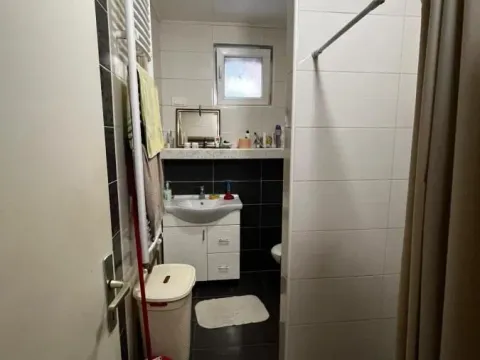 Prodaja, kuća, 200m², Sremski Karlovci, Novi Sad - image 2