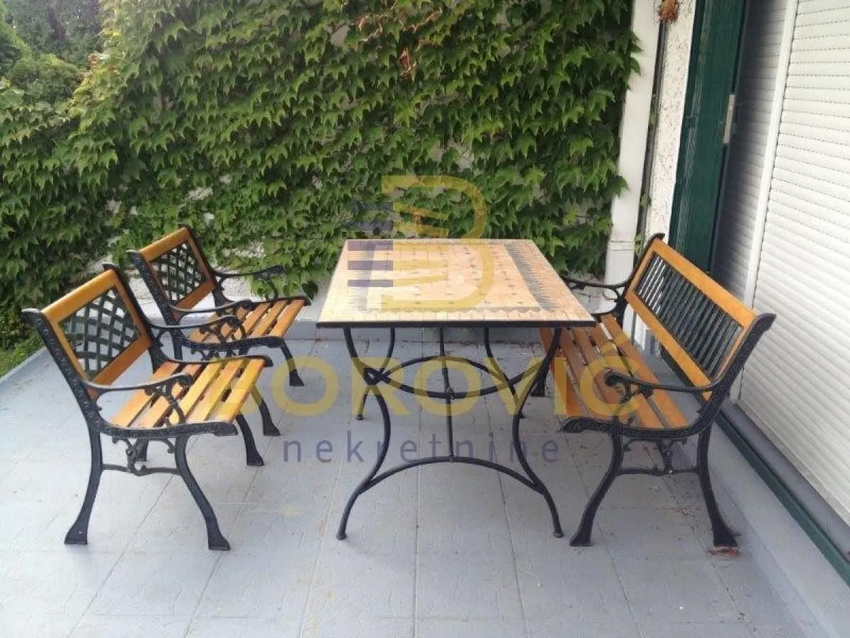 Sale, house, 215m², Savski Venac, Beograd
