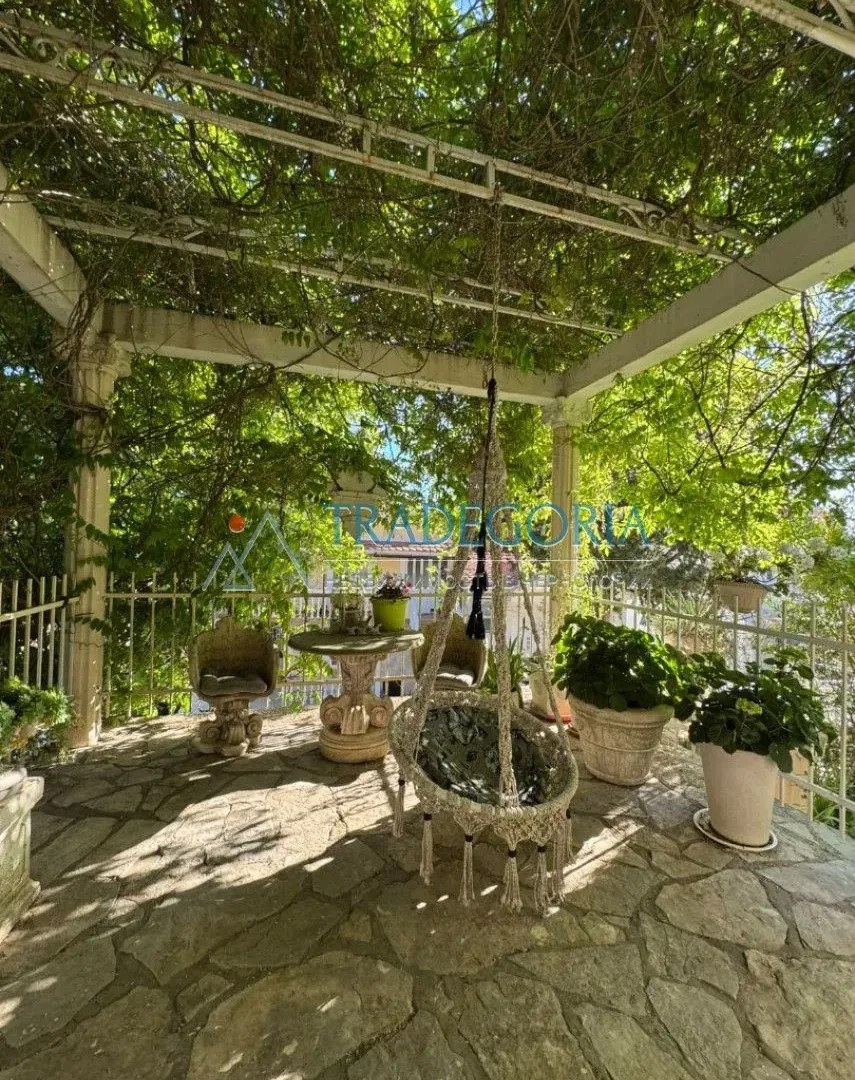 Prodaja, kuća, 302m², Bar, Crna Gora
