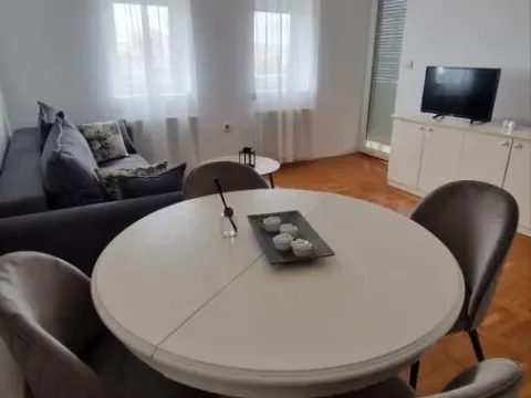 Rent, one bedroom apartment, 47m², Sajmište, Novi Sad - image 4