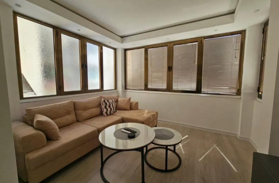 Prodaja, dvosoban stan, 46m², Centar, Bar