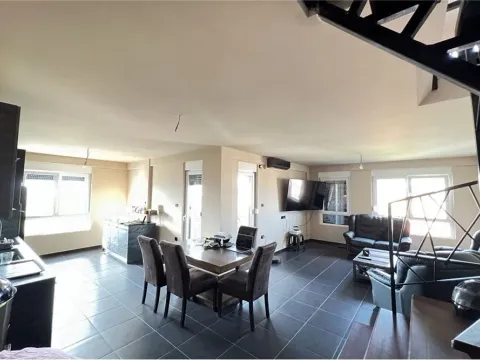 Prodaja, stan, 110m², Durlan, Niš - image 11