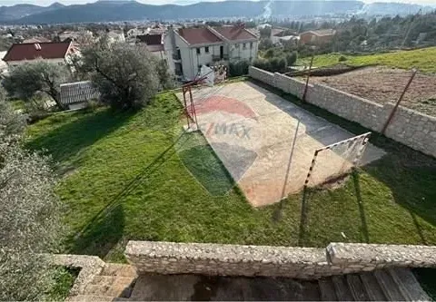 Rent, house, 1000m², Bar, Crna Gora - image 23