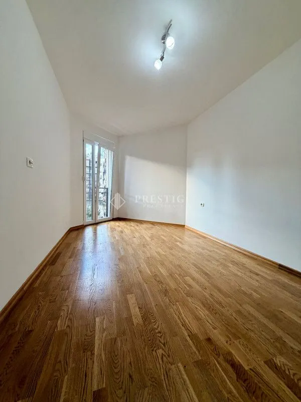 Prodaja, jednosoban stan, 56m², Ljubović, Podgorica
