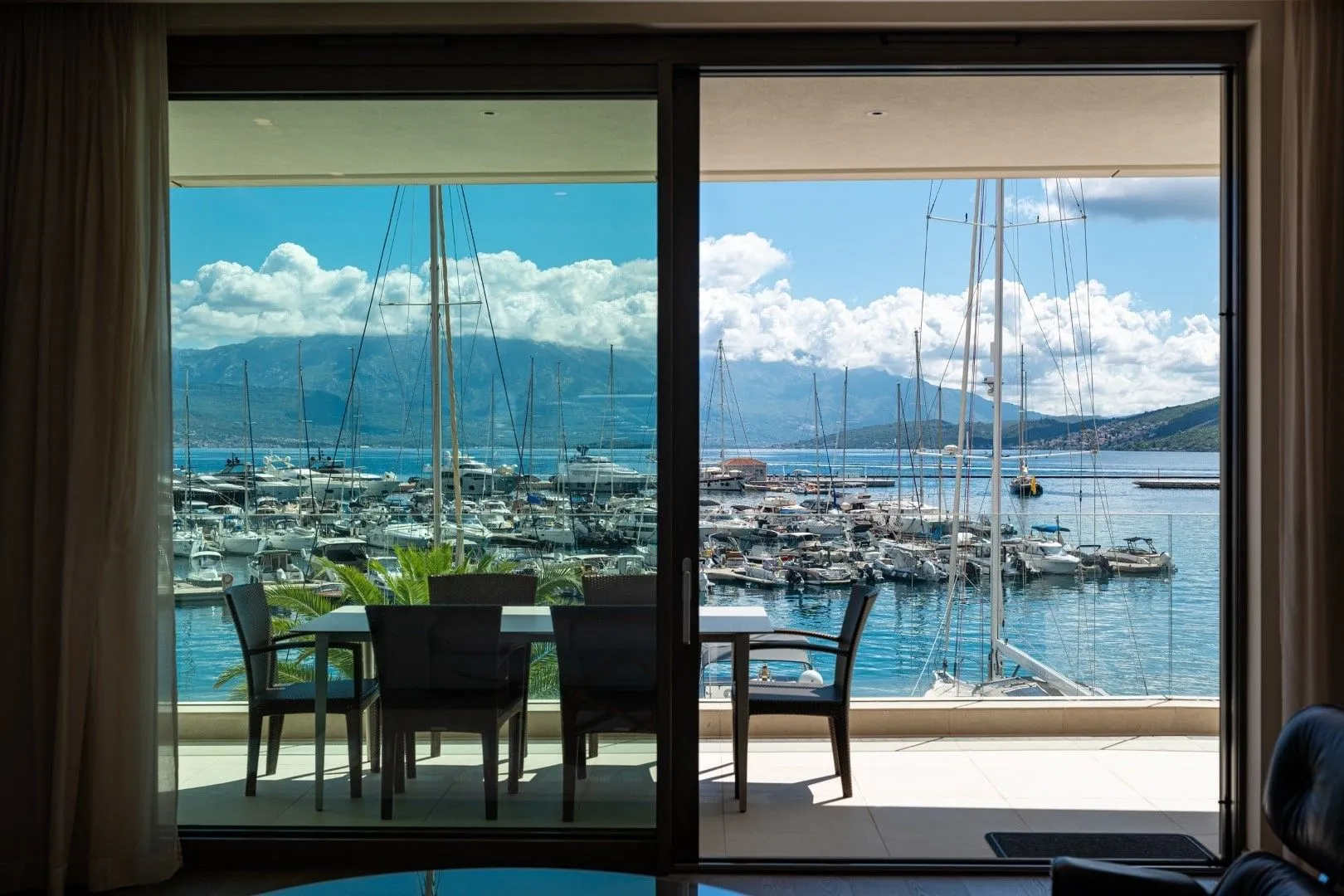 Prodaja, dvosoban stan, 160m², Portonovi, Herceg Novi