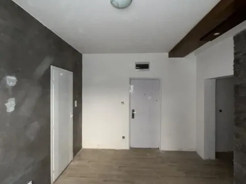Sale, studio apartment, 28m², Palilula, Niš