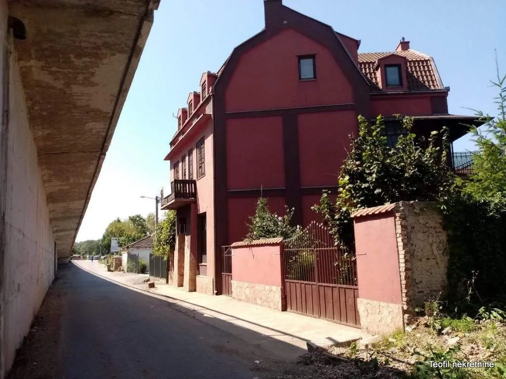Prodaja, kuća, 457m², Mladenovac, Beograd