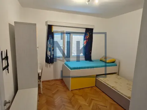 Izdavanje, dvosoban stan, 90m², Stari Aerodrom, Podgorica - image 7