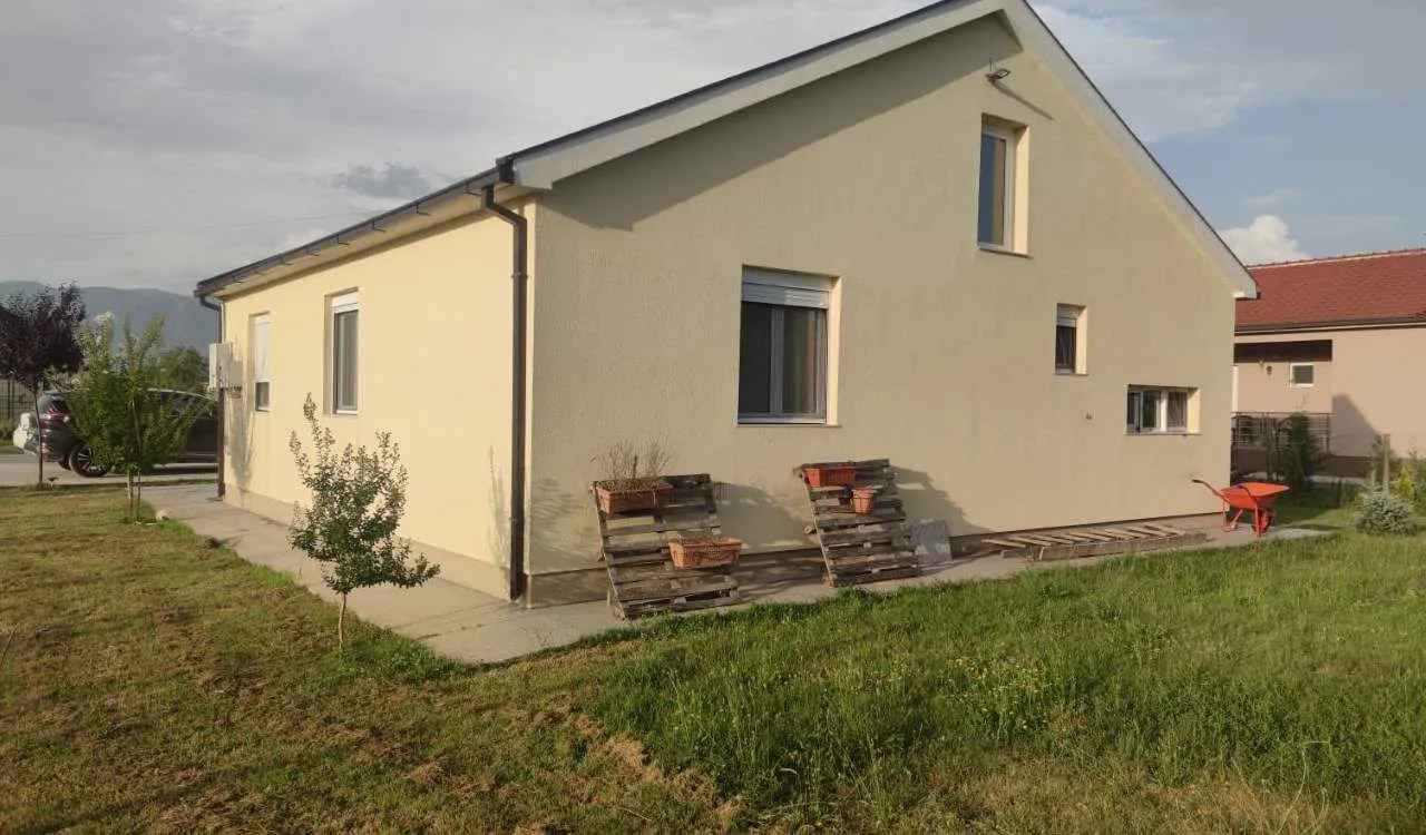 Rent, house, 120m², Novo Selo, Danilovgrad