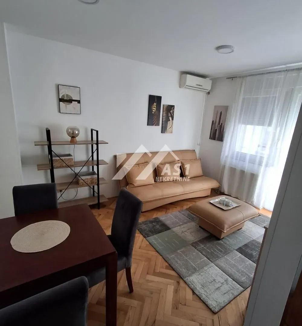 Izdavanje, jednosoban stan, 34m², Nova Detelinara, Novi Sad Sve Podlokacije