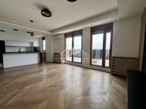 Sale, four bedroom apartment, 122m², Bulbulder, Zvezdara Sve Podlokacije - image 1