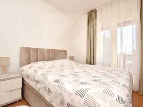 Izdavanje, jednosoban stan, 48m², New City, Podgorica - image 6