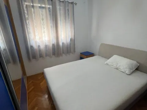 Izdavanje, jednosoban stan, 55m², Centar, Bar - image 8