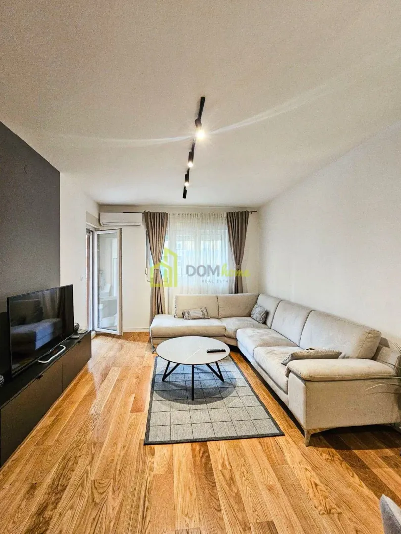 Rent, one bedroom apartment, 49m², Central Point, Podgorica