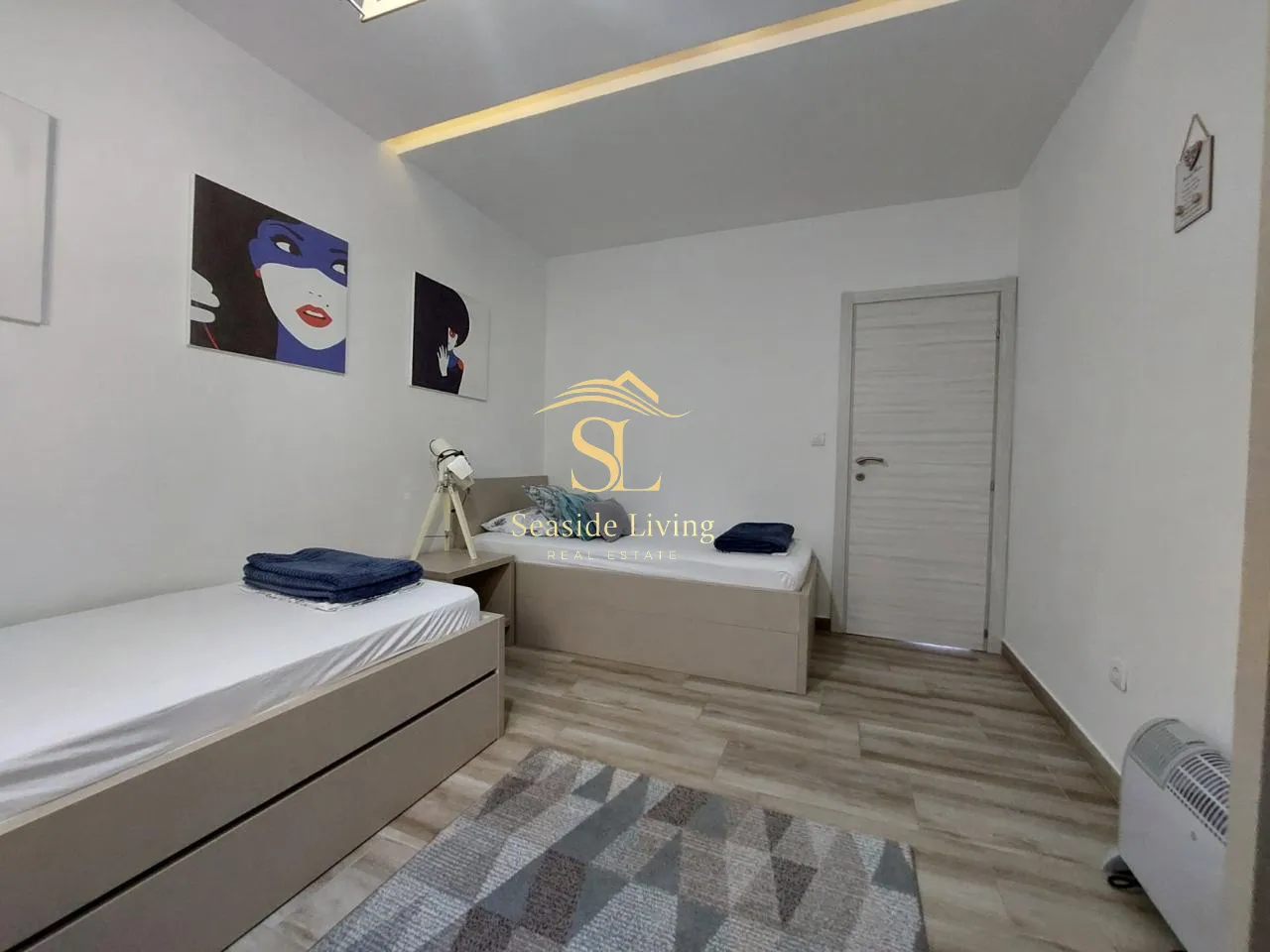 Rent, two bedroom apartment, 70m², Dobrota, Kotor