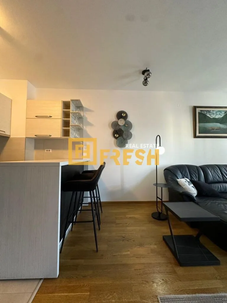 Rent, two bedroom apartment, 64m², City Kvart, Podgorica
