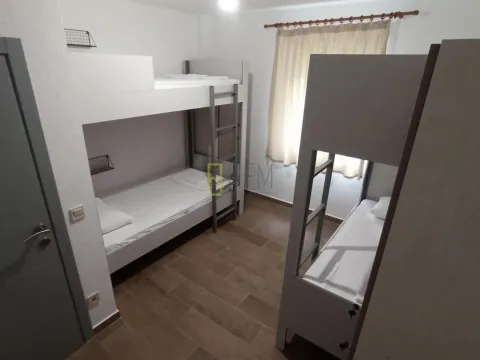 Dječija soba sa krevetima na sprat. - image 4