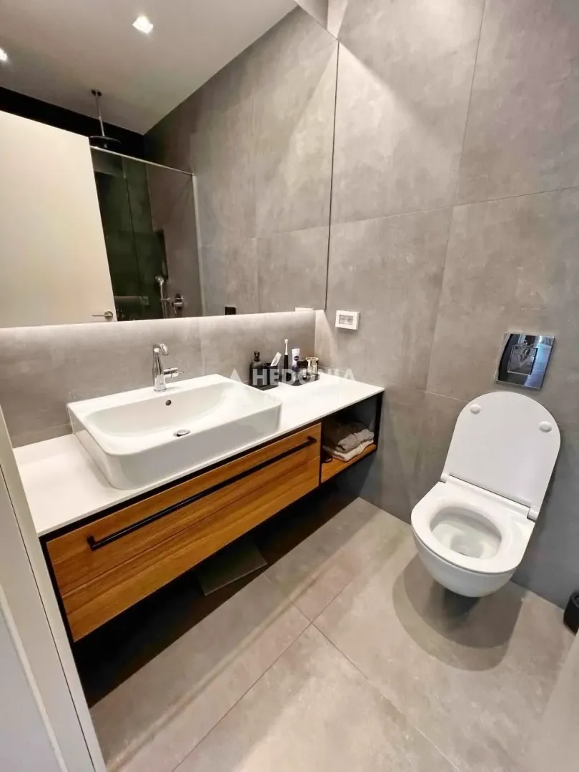Izdavanje, trosoban stan, 96m², Novi Beograd Blok 65, Novi Beograd Sve Podlokacije