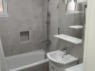 Izdavanje, dvosoban stan, 80m², Centar, Tivat - image 11