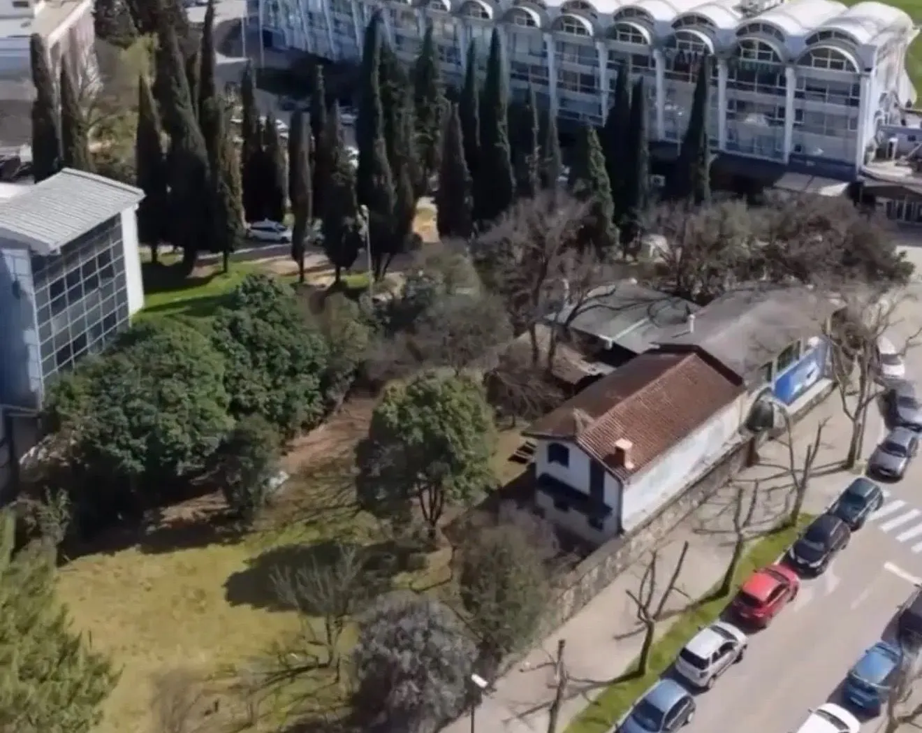 Prodaja, plac, 1281m², Centar, Podgorica
