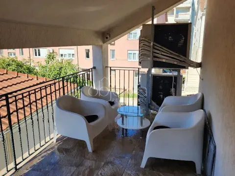 Izdavanje, stan, 150m², Tivat, Crna Gora - image 3