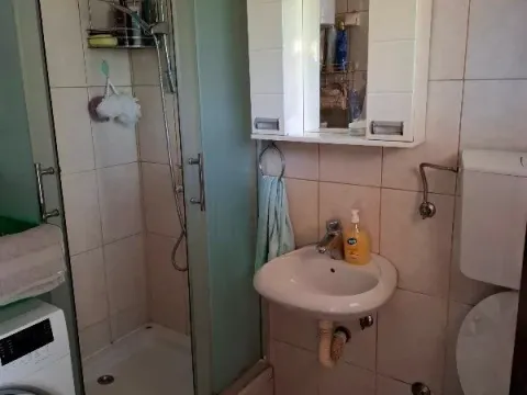 Prodaja, kuća, 225m², Surčin (mesto), Surčin - image 8