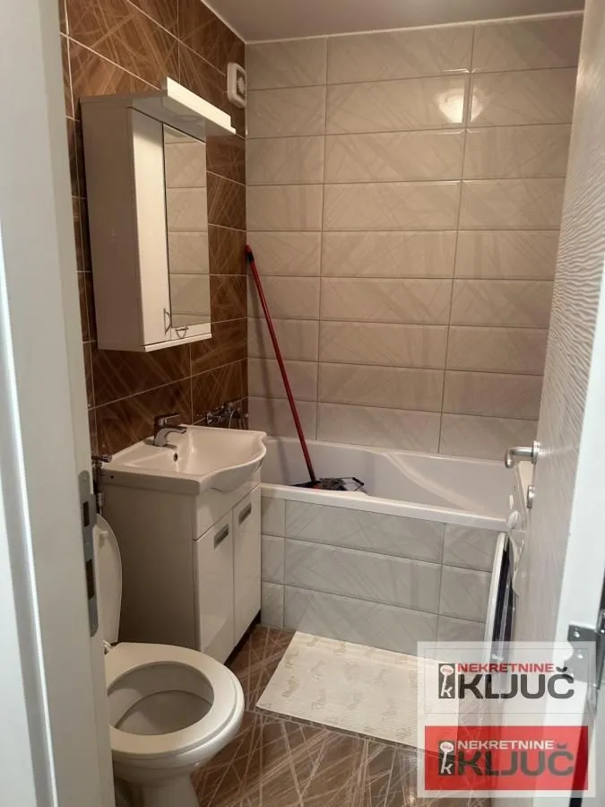 Prodaja, trosoban stan, 64m², Liman 4, Novi Sad Sve Podlokacije